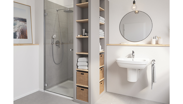 Grohe’s Eurosmart Cosmopolitan perfect shower set with Tempesta 210 is shown here in a neat alcove shower setting