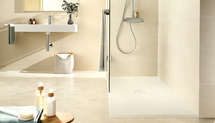 Roca’s Cratos shower trays feature an ultra-slim 35mm design that allows them to be installed at floor level for perfect integration