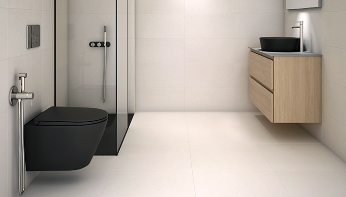 The RAK-Feeling collection features slim edges and striking silhouettes – shown here is the range’s toilet and washbasin