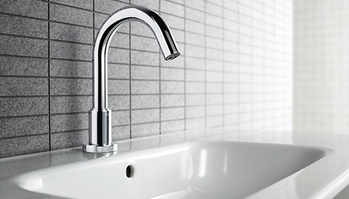 Roca’s Loft-E basin mixers have an infrared sensor that activates when presence is detected, and shuts off automatically when it is no longer there, which also offers water-saving benefits
