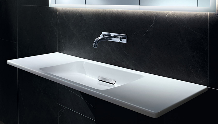 The Geberit One washbasin that is wall-mounted so it appears to float