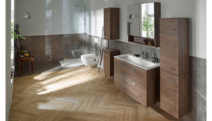 Selnova Square in Light Hickory from the Geberit Select collection