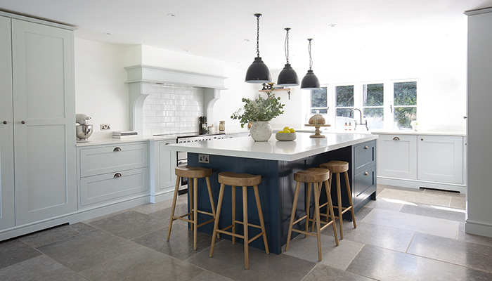Farrow Grey tumbled limestone features tonal variations from dove grey to anthracite, making it a forgiving choice for the kitchen
