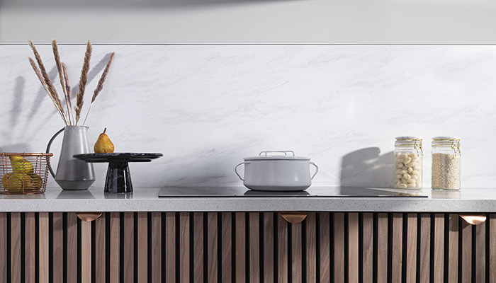The Elements Collection by Alusplash includes the White Carrara Splashback, which makes an elegant kitchen statement even for those with budget constraints. The pared-back hues and subtle veining found across the matte surface introduce a sophisticated ambience, whilst being fire, steam and water-resistant and easy to maintain