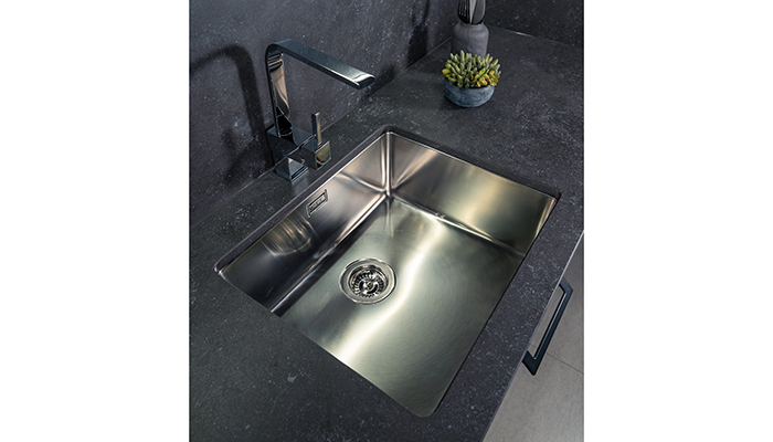 The Stainless Steel Kombino 50 sink with the Laguna Chrome tap
