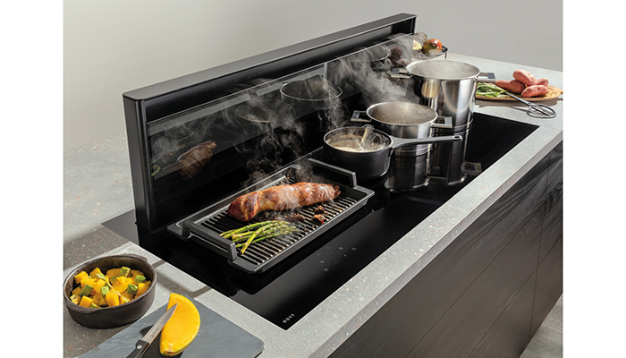 Although ultra-quiet, Novy’s Panorama PRO 120 features powerful ventilation of up to 1530m³/h, successfully extracting all cooking vapours at source
