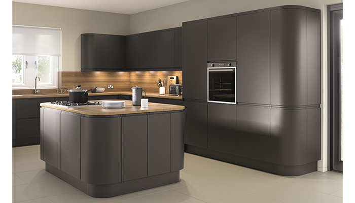 TKC says that anthracite, which adds a dark and dramatic touch to any kitchen, is increasing in popularity. It is seen here on the contemporary, handleless Lucente Matt kitchen, which features solid 22mm MDF doors with a factory-applied paint and lacquer finish