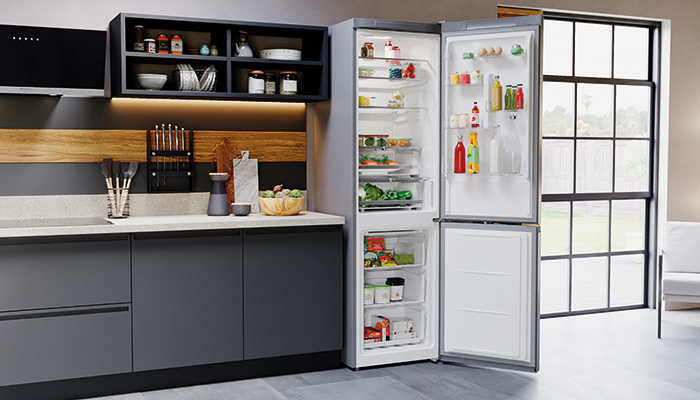 Available in white, black or silver, Hotpoint’s new Total No Frost Fridge-Freezers feature Active Oxygen to reduce viruses and bacteria by up to 99% while preserving fresh food for longer. Air is continuously circulated throughout the fridge and freezer to prevent ice and moisture build up and the Multi Fresh Zone drawer has three adjustable temperature settings for vegetables, dairy and meat