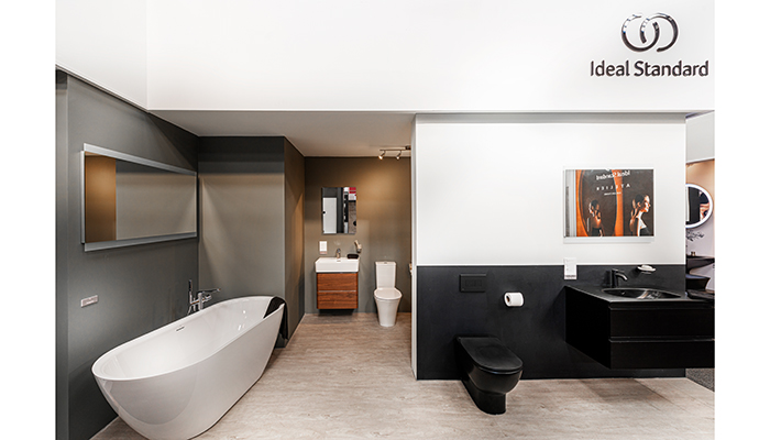 From left to right: The Adapto bath, the Strada II basin, and Tesi sink in Silk Black