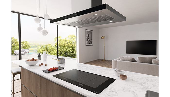 Franke’s T-shaped Avant Silence Wall and Avant Silence Island cooker hoods combine high performance and timeless design with a more peaceful cooking experience. They feature Franke’s innovative new Sound Pro Blowers which offer noise reduction of up to -6db and a more pleasant operating sound. Made from stainless steel and black glass, the hoods measure 90cm wide, offer three operating speeds plus an intensive setting with a quiet 68db sound level and an extraction rate of 750 m3/h in intensive mode 