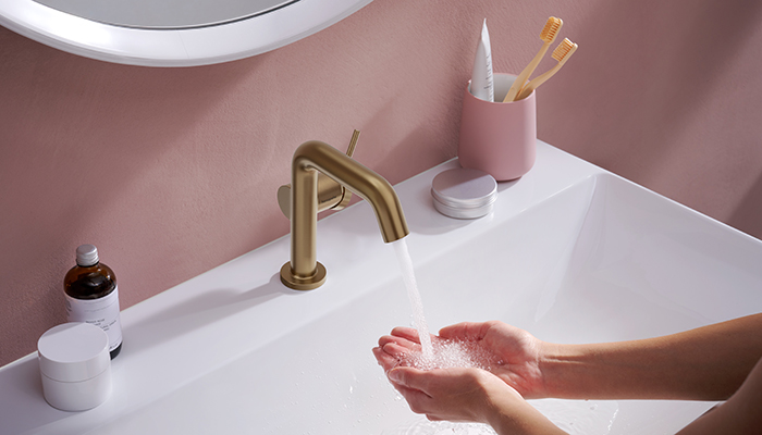 This brand-new Hansgrohe Tecturis S single-lever basin mixer tap with EcoSmart+ in a brushed bronze finish is available in a Matt Black and White finish and will be available in the UK from September 2023