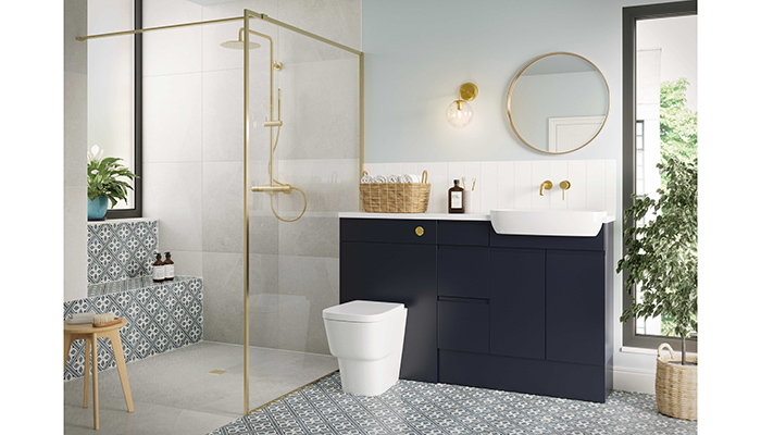 This stylish RefleXion Iconix brushed brass wetroom panel from PJH’s Bathrooms to Love Collection has 1950mm high, 8mm toughened safety glass with concealed fittings and is available in widths; 800/900/1000/1200mm, with an optional side panel available in 800 or 900mm