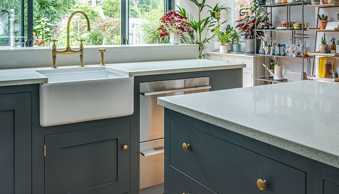 Shaws Belfast Sink paired with the Perrin & Rowe aged brass Ionian Mixer and Rinse Photo Credit - Sustainable Kitchens and Photographer Charlie O'Beirne of Lukonic 