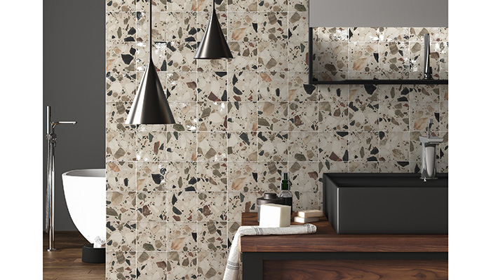 Ducal Escarlata by Da Vinci Cerámica wall tiles are available in 2 formats – 13 x 13cm and 5 x 25cm – and 3 colours