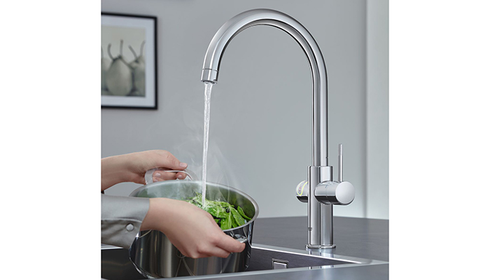 The Grohe Red hot water tap offers a range of water tank sizes; medium can deliver up to 3 litres of kettle hot water perfect for a small family and the generously sized boiler, designed for larger properties and commercial purposes, has a capacity of 5.5 litres