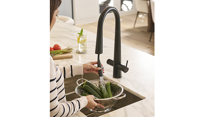 Zip’s HydroTap Celsius Plus 5-in-1 pull-out multifunctional tap provides filtered boiling, chilled and sparkling water, regular hot and cold, as well as an extendable hose with both spray and stream options, great for larger households