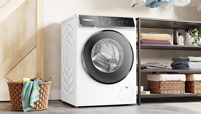 The WGB244AW0 Series 8 washing machine from Bosch is 50% more energy efficient than energy efficiency class A. Another new addition is the Series 6 BiThermic washing machine, which uses pre-heated water to save energy costs during the wash cycle