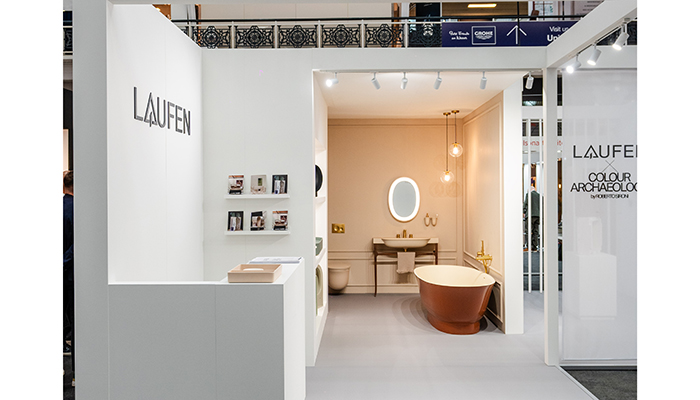 The Laufen stand with bath and basins in the new palette Colour Archaelogy