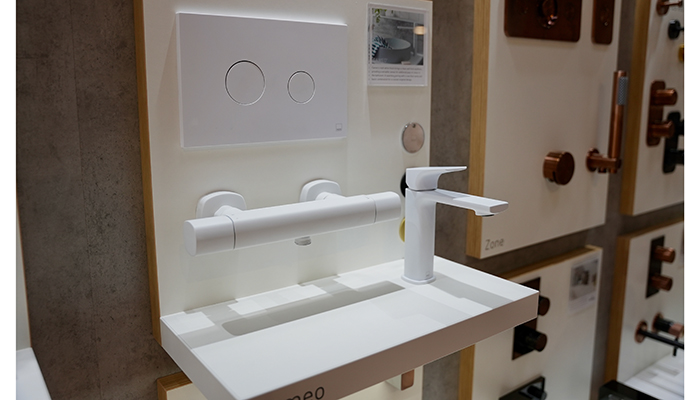 The comprehensive Cameo range, which was unveiled on Vado’s stand at this year’s KBB Birmingham show, includes matt white brassware and flush plates