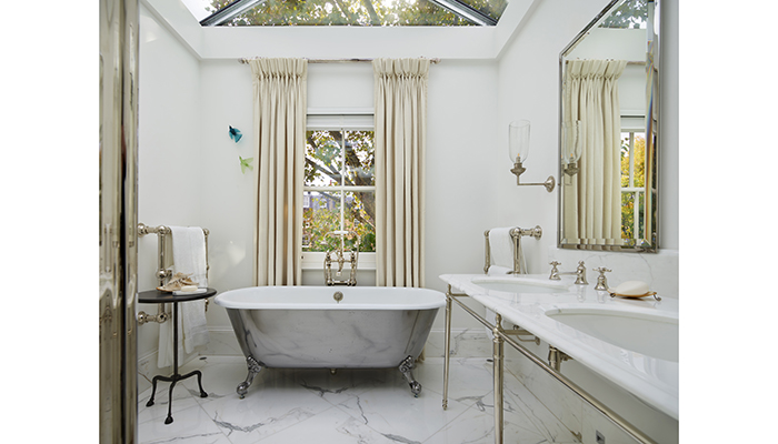How Alison Henry designed her bathroom to bring the outside in