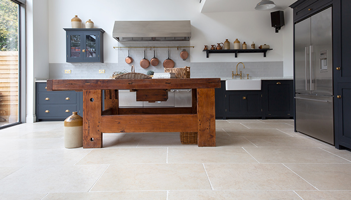 10 key kitchen flooring trends you need to know about for 2022