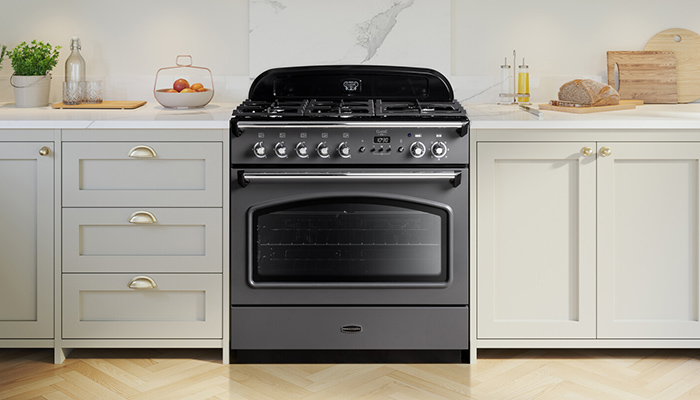 Rangemaster introduces new classic-style range cooker