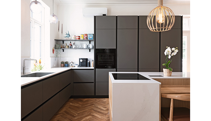 Rotpunkt Memory RI kitchen specified for stunning residential project