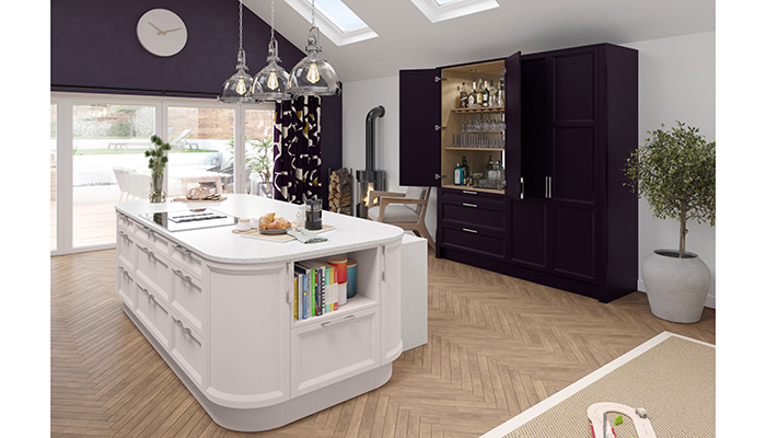 Crown Imperial – Kitchens for entertaining