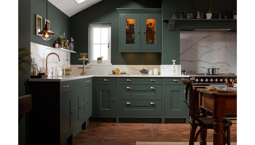 Fitzroy painted Shaker kitchen in Copse Green