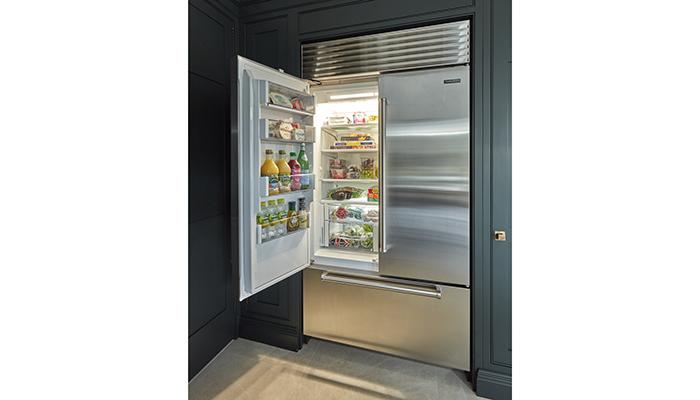 Subzero & Wolf’s French-door 607litre refrigerator and 213litre freezer with internal ice and water dispenser includes the Split Climate system for independent cooling zones. The built-in air purification and adaptable shelving add another layer of practicality, especially in busy family kitchens where space needs to be flexible