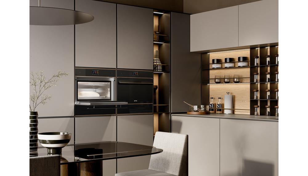 The combined Steam100 Pro oven from Smeg’s Galileo range features continuous steam cooking setting a humidity level between 20% and 100%, and pulsed steam cooking allows you to activate steam pulses automatically or manually