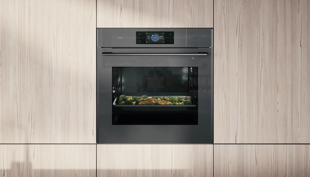 The Asko Pearl Grey 5-in-1 combination steam oven includes conventional oven cooking, microwave, full steam, steam-assisted heat and sous-vide with automatic programmes to manage temperature, humidity and timing for optimal results