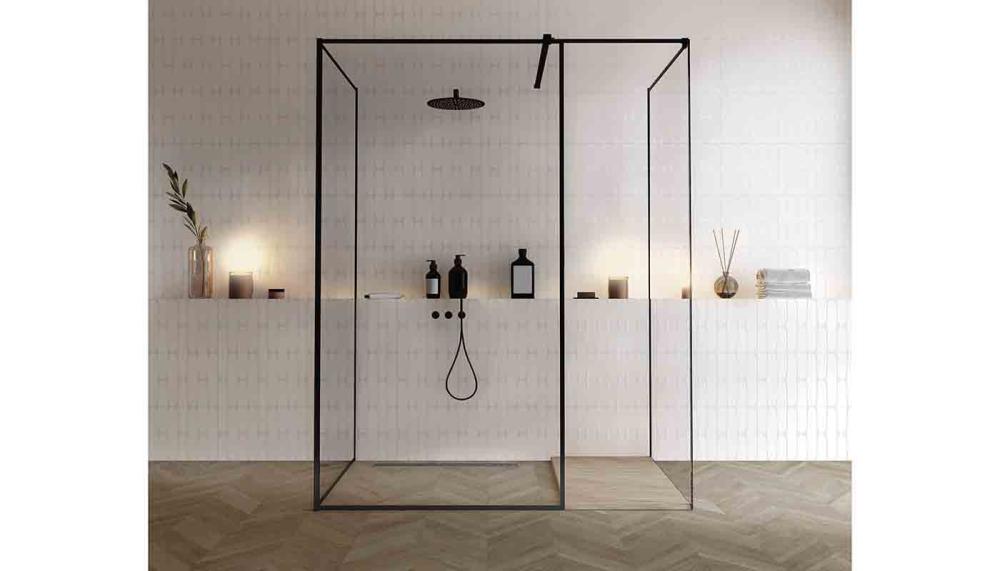 White Ornato and Chevron Oak Natural Tiles by Cer&aacute;micas Aparici